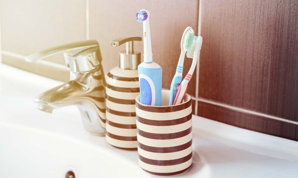  Store Your Toothbrushes in Style